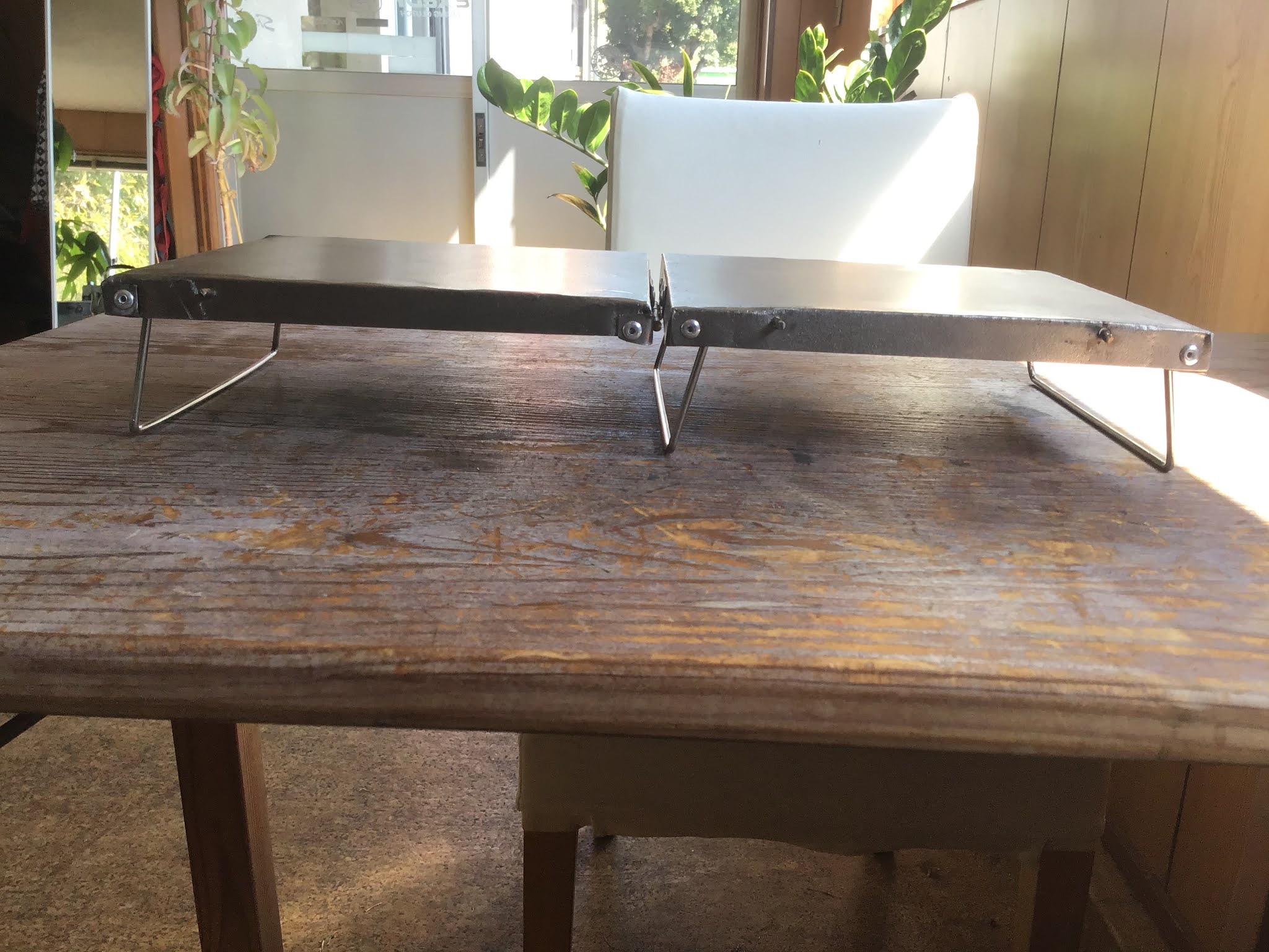 自作ミルポッドテーブル トライポッドテーブル キャンプBGO キッチン